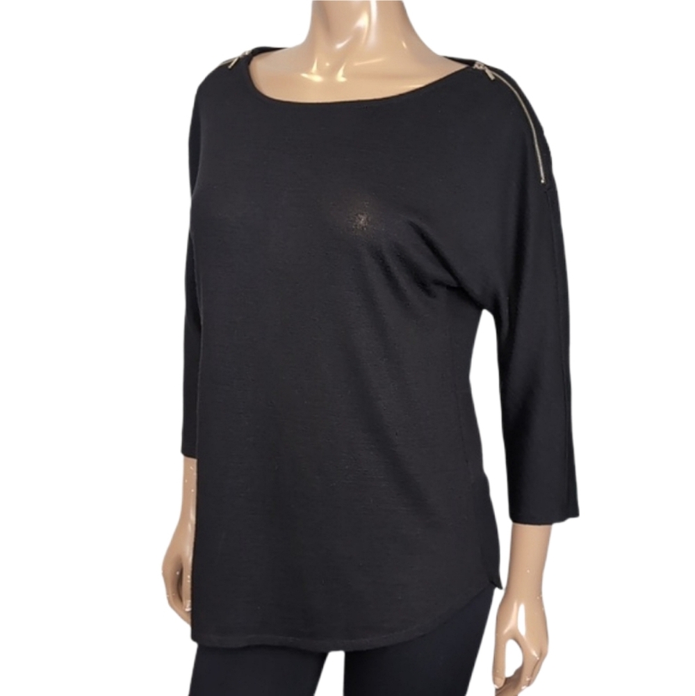 Dynamite Black Zipper Shoulder Batwing Knit Top Womens Size Medium Tunic